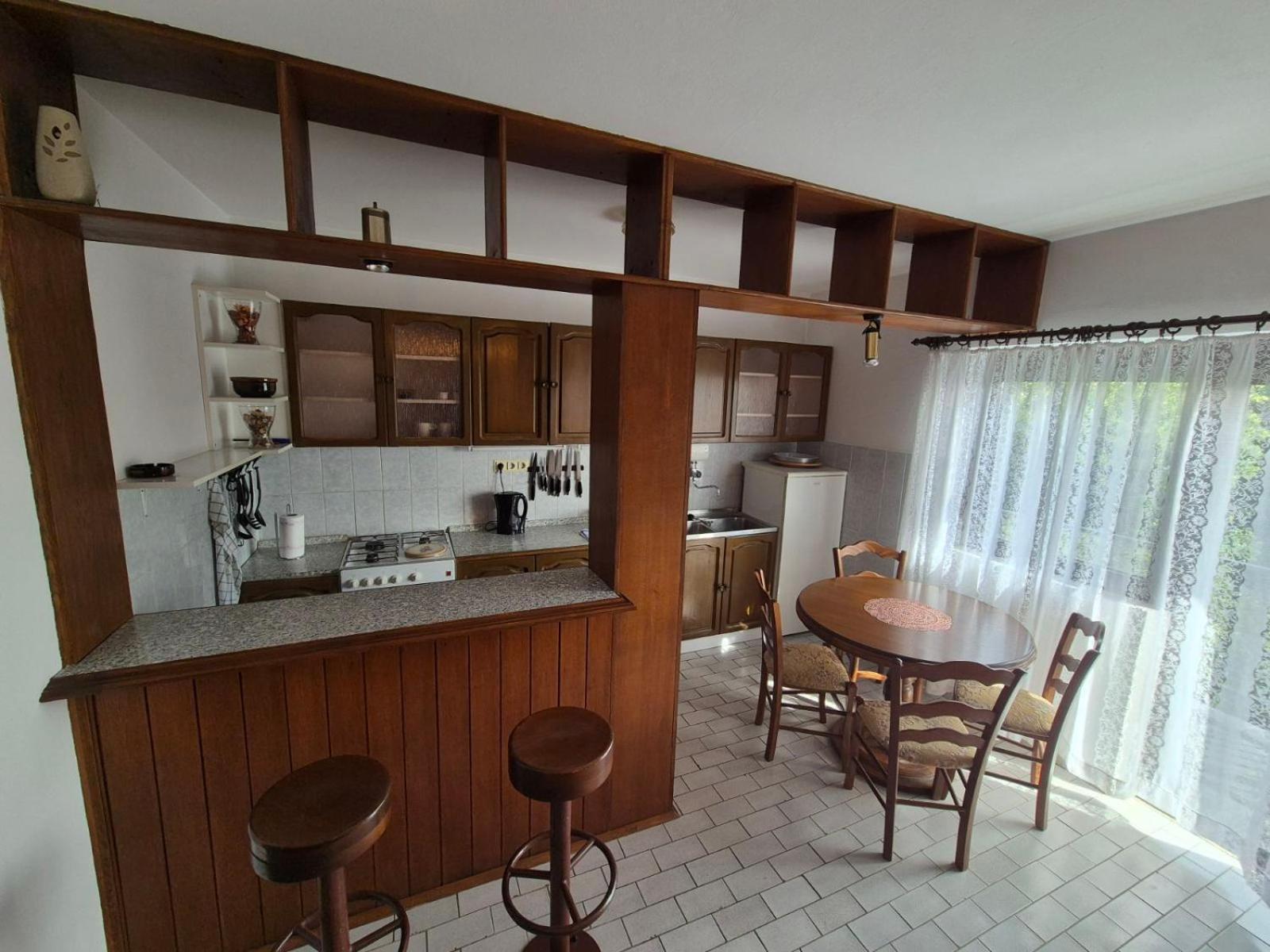 Apartmani Mazzarolli Jadranovo Esterno foto